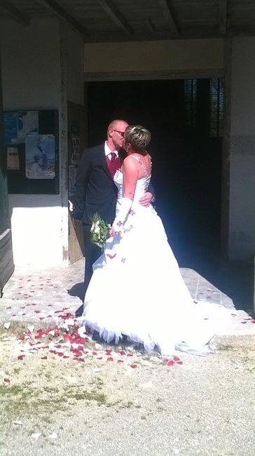 Notre bisou devant l'église