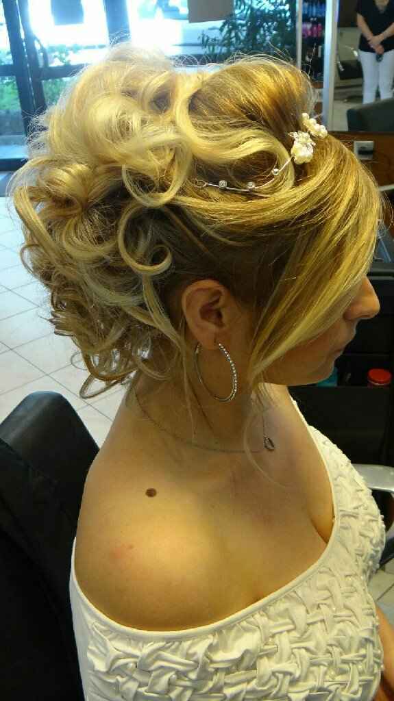 2 ème essai coiffure maquillage et robe - 1