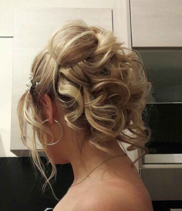 2 ème essai coiffure maquillage et robe - 1