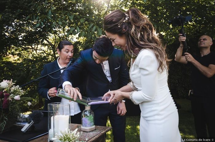 Combien ⭐ pour ce magnifique mariage laïque en pleine nature ! 2