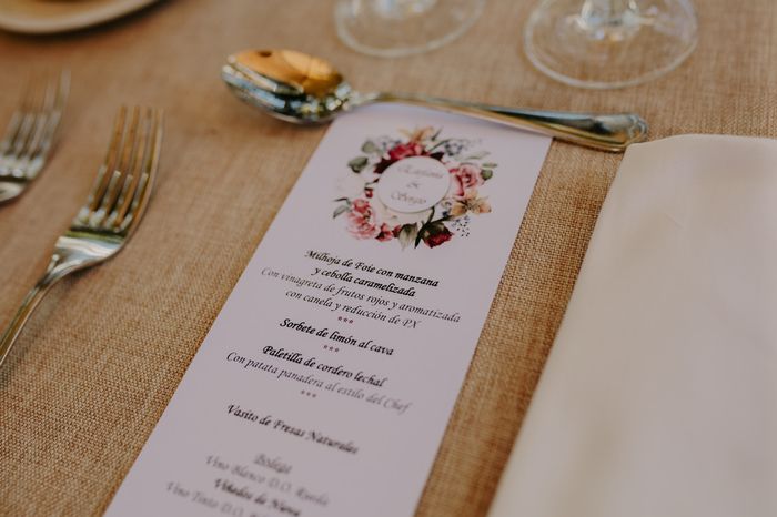 La carte du menu de votre mariage sur chaque table ? 1
