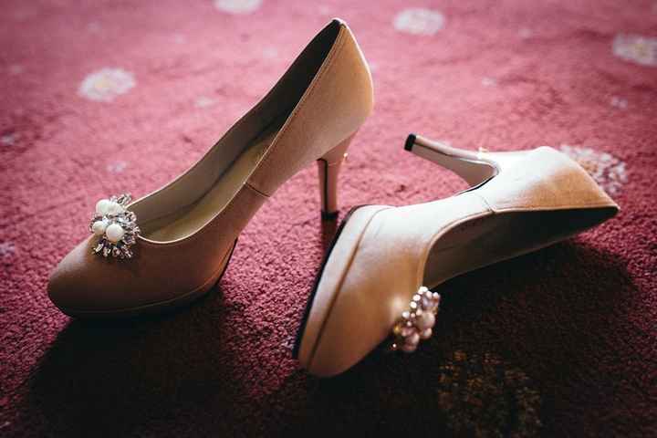 6. Combien de paire de chaussures as-tu prévu ? - 1