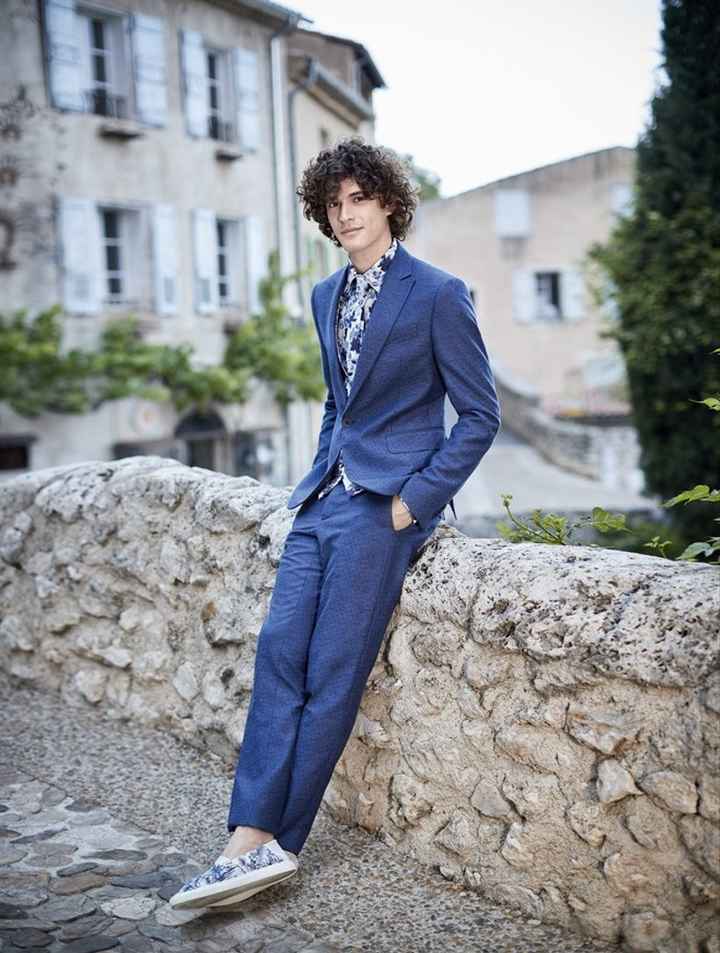 Tu valides ce costume pour le marié ? - 1
