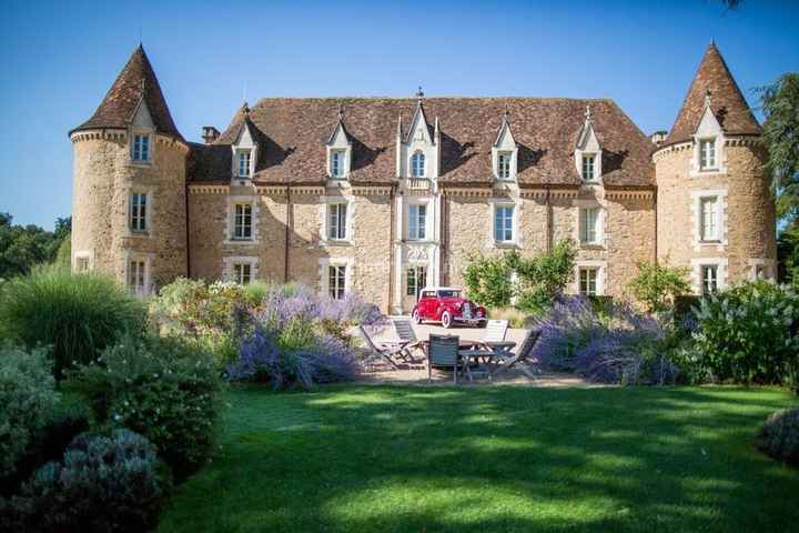 ✍️ Salle des fêtes ou domaine ? - 1