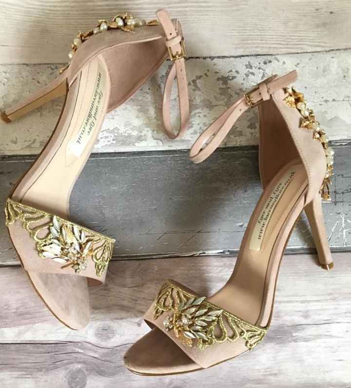 🥊 Duel d'admin : Les chaussures - 2