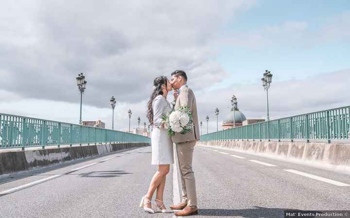 8. Quelle photo de couple choisis-tu ? - 3