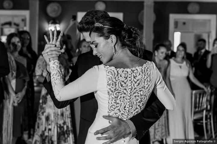 Tu en penses quoi du dos de cette robe de mariée ? - 1