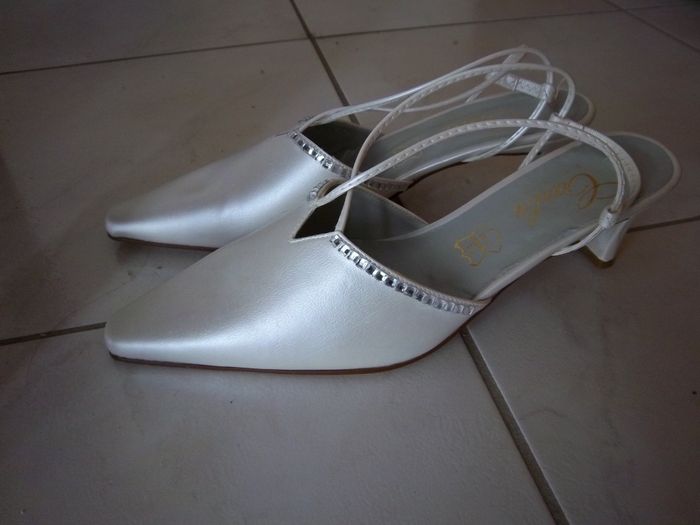 LES chaussures