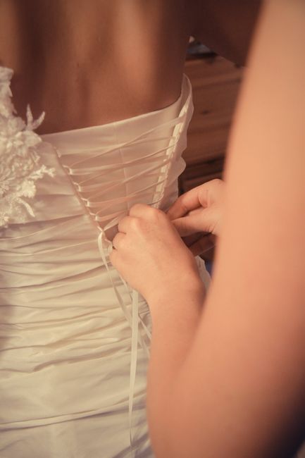 Le laÃ§age de ma robe