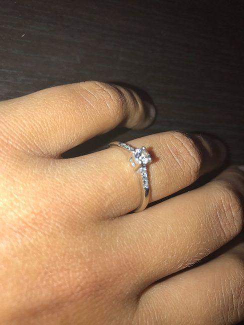 Et vous à quoi ressemble votre bague de fiançailles ? - 1
