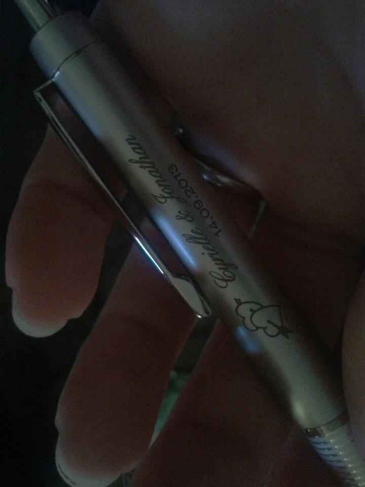 stylo cadeaux invités                  