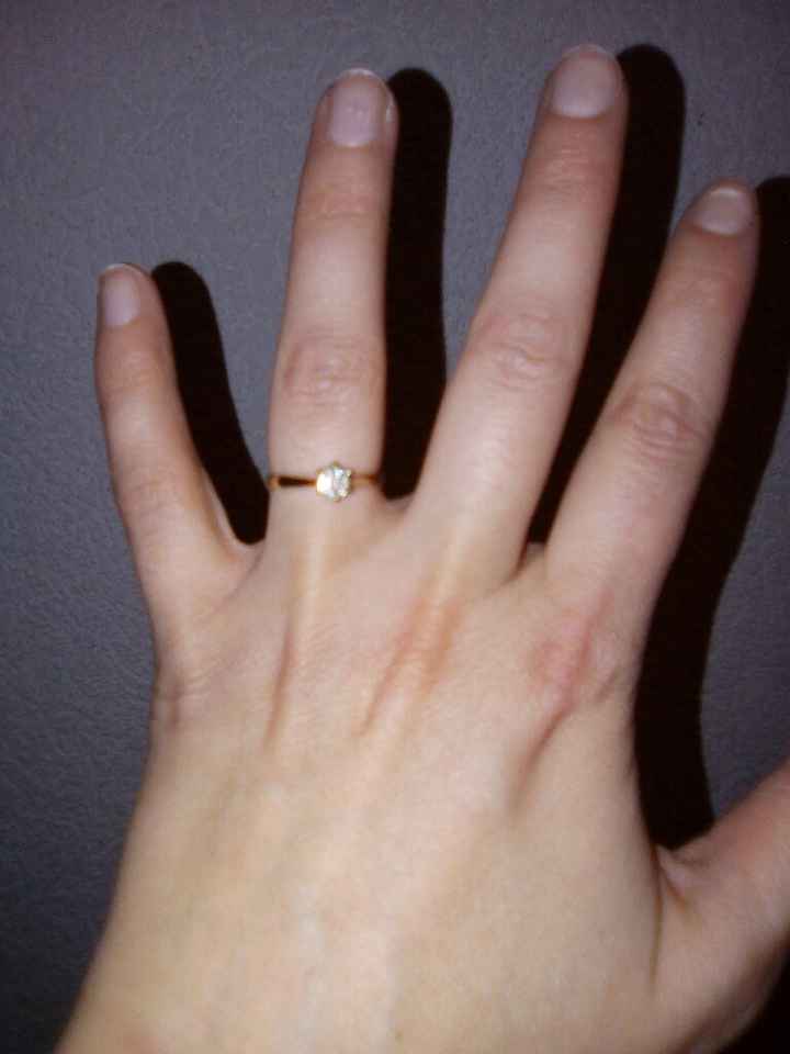 Avez-vous publié une photo de votre bague de fiançailles ? - 1