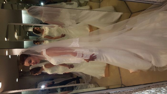 Essayage de ma robe ? heureuse - 2