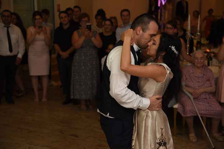 pendant l'ouverture de bal 