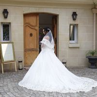 ma roooobe ! alors la ça ne se voit pas mais il y a pleins de détails sur la longueur