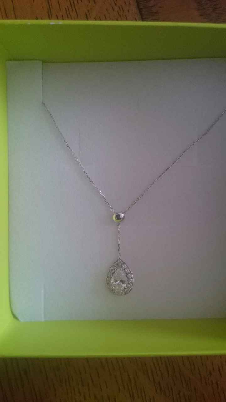 collier