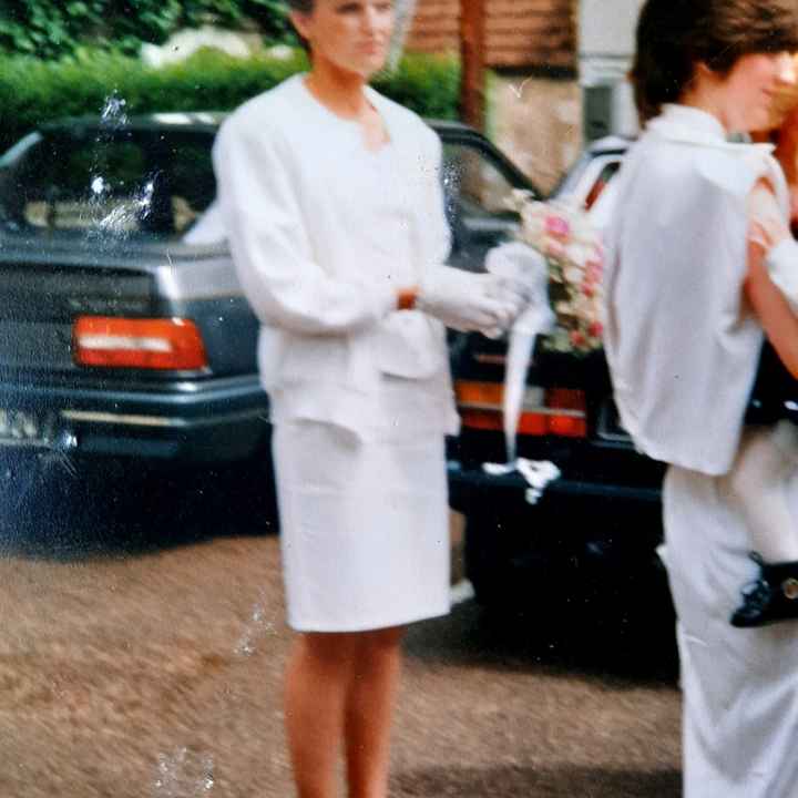 Années 80 et 90 ?! Découvre comment les mariages ont évolués 😱 - 1