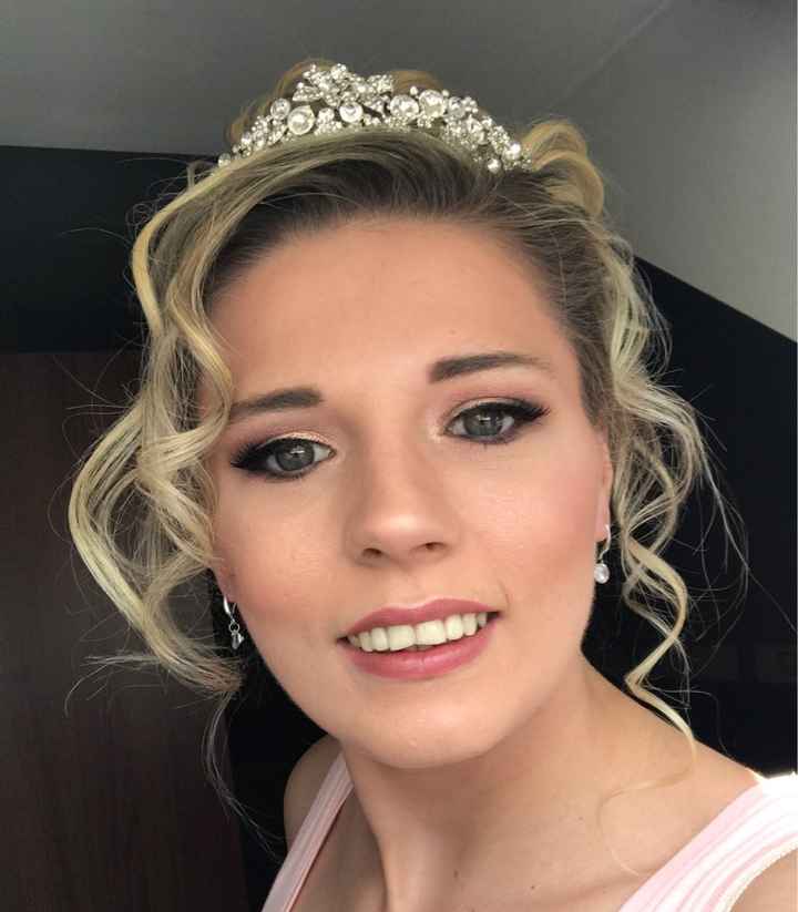 Essaie coiffure et maquillage - 1