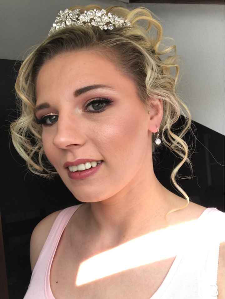 Essaie coiffure et maquillage - 4