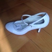 Comment sont vos chaussures - 1