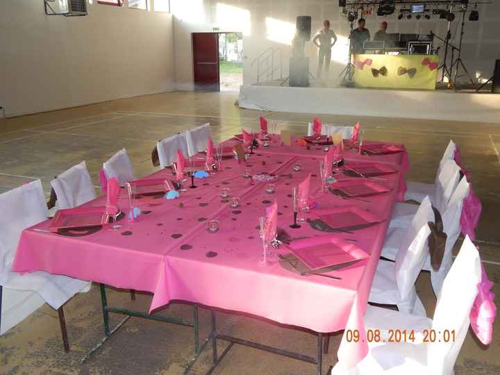 voila une des tables des invités