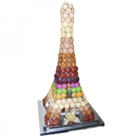 Pièces montées Tour Eiffel en macarons