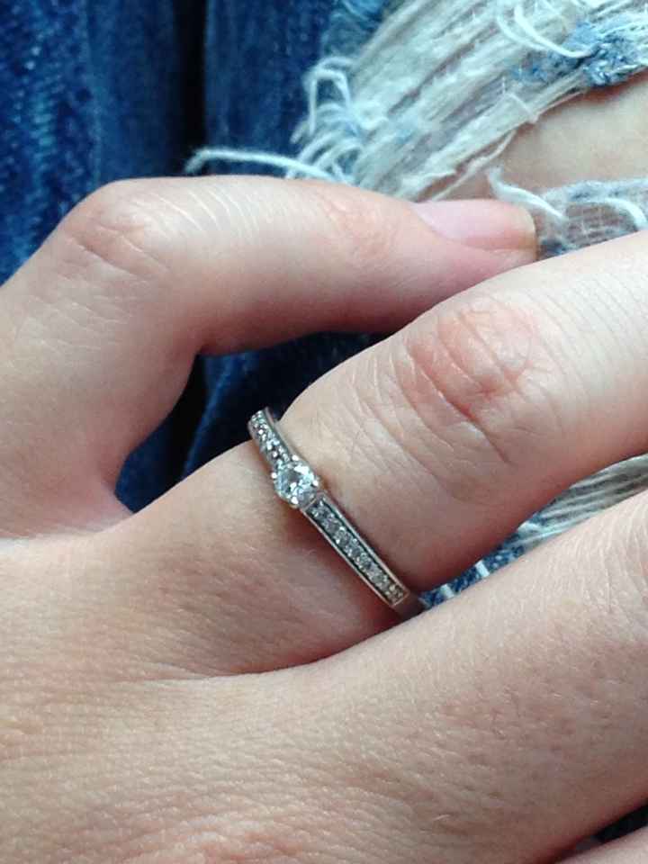 Allez-vous accorder votre alliance avec votre bague de fiançailles ? - 1