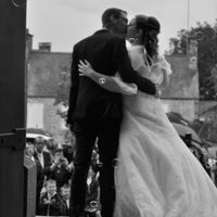 nous bisous sortie d"église