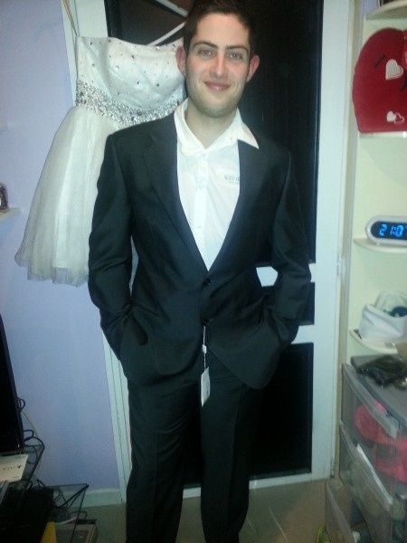 Mon homme dans son costume 
