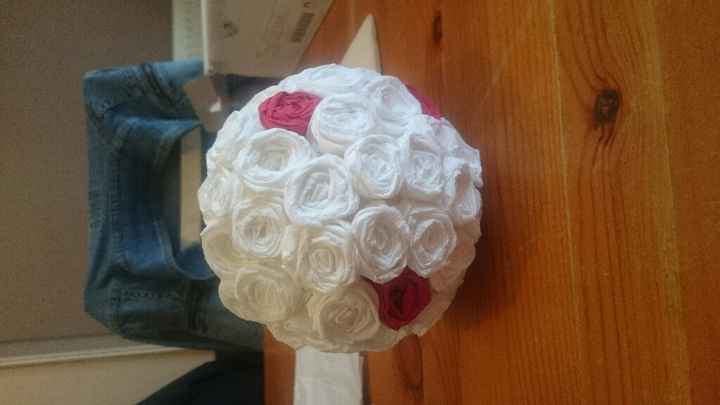 Diy boules de fleurs en papier crépon - 1
