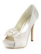 Escarpins ouverts satin blancs