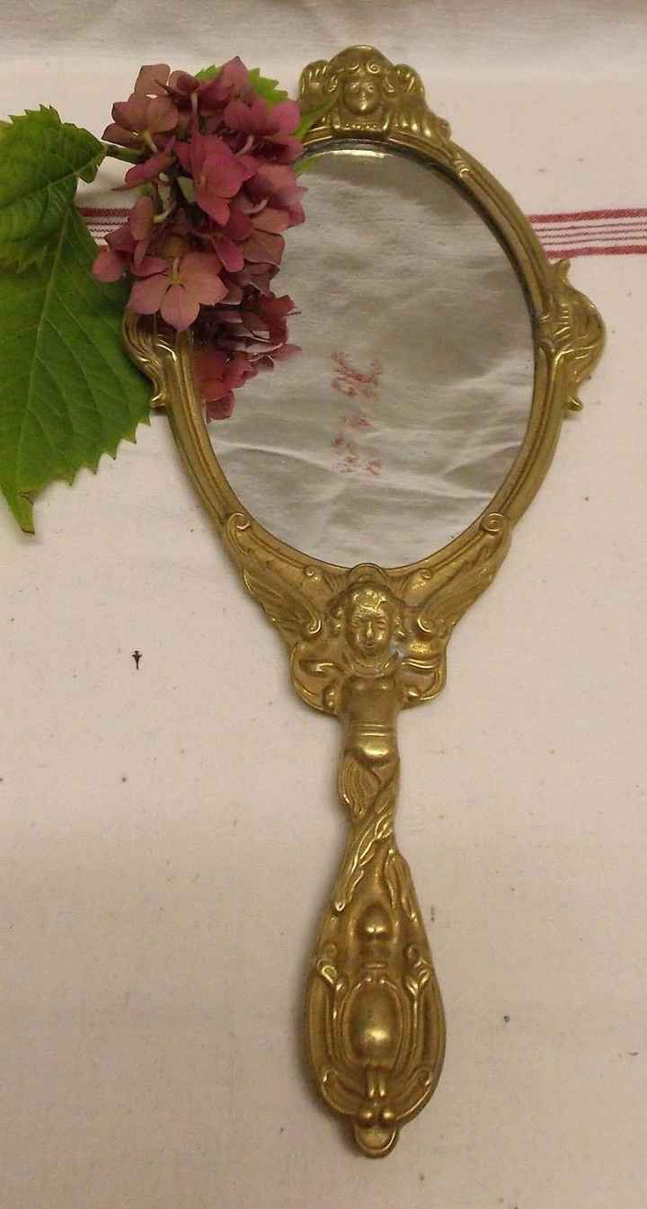 Miroir à main