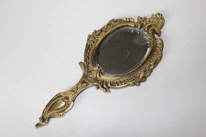 Miroir à main