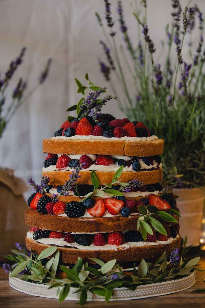 Un Wedding Cake qui sort de l'ordinaire 🍰 - 1