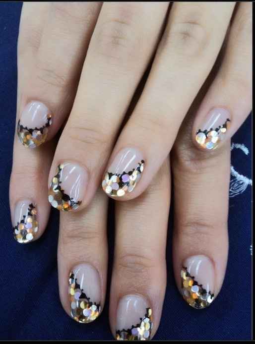 nude sequins pailletés