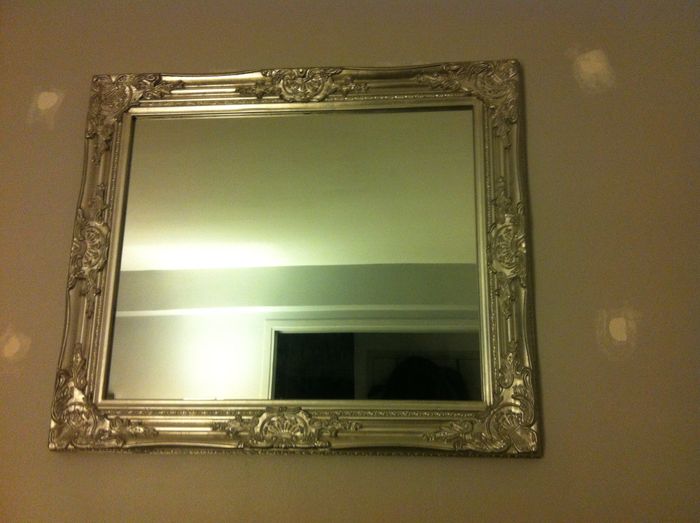 Mon miroir pour mon futur plan de table 