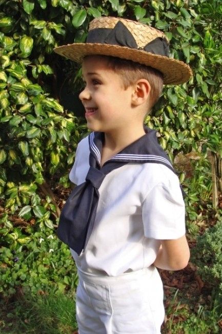 tenue des enfants de la semaine