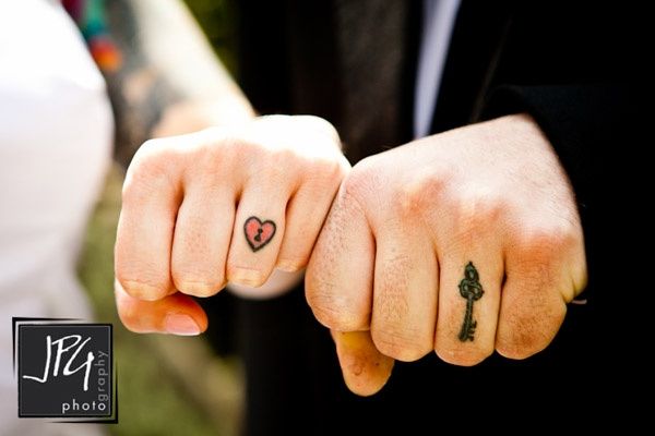 Les tatouages en couple