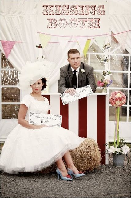 Kissing booth