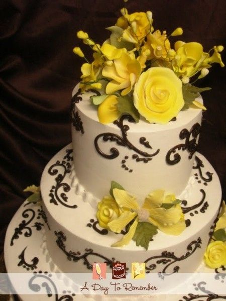 Le club du mariage jaune et noir