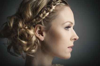 Coiffure avec tresses