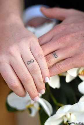 les tatouages en couple
