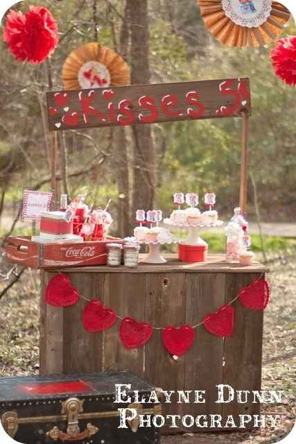 Kissing booth