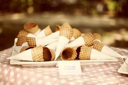 Décoration avec cornets de glace