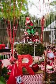 mariage theme chaperon rouge 