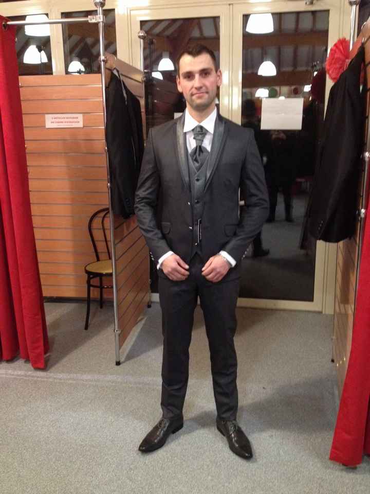 Montrez-nous le costume de votre chéri - 1