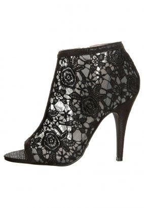 bottines en dentelle