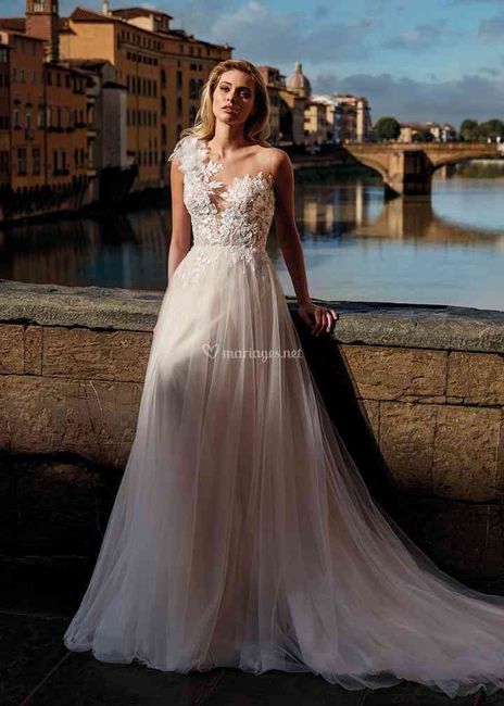 Choisis la robe de tes rêves sur notre catalogue 👰 31