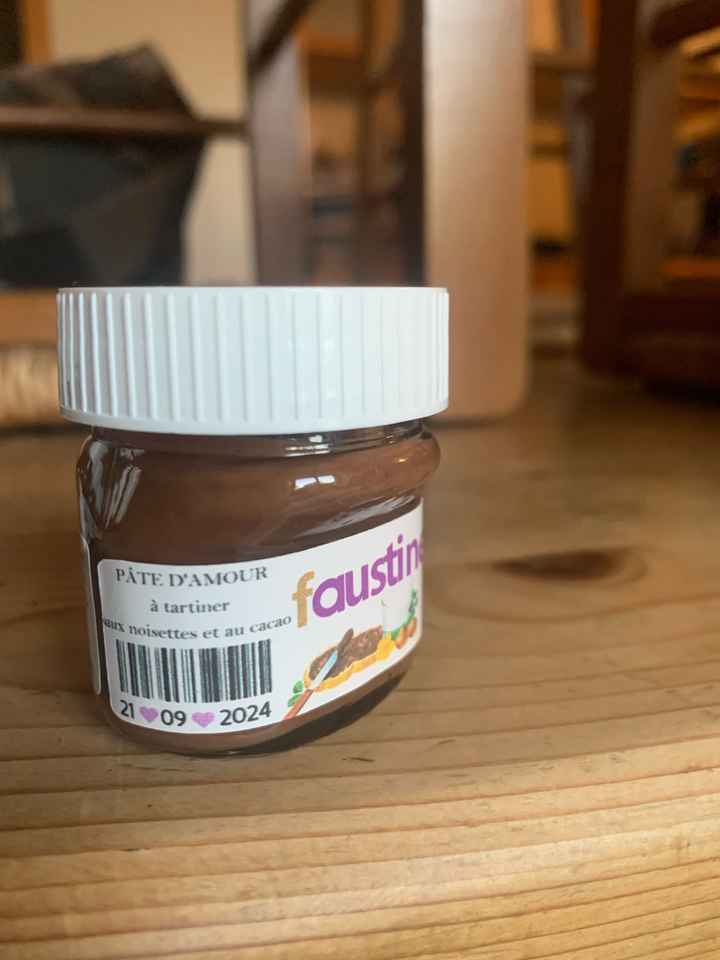 Compromis des pots de miel à la table des enfants - 5