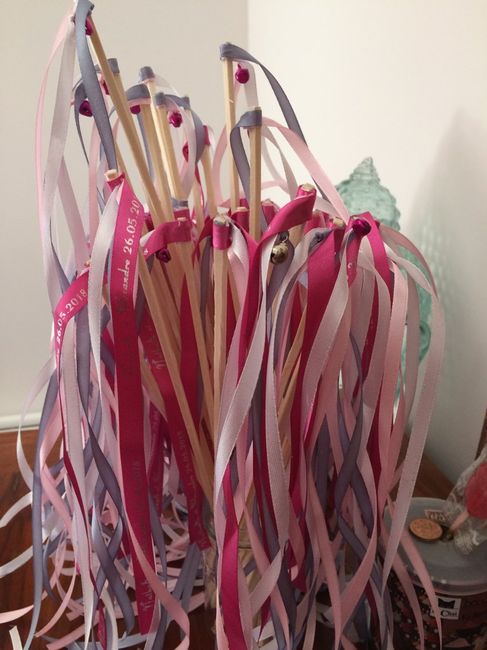 Baguettes avec grelot 1